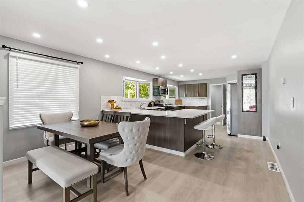 98 Hill Drive, Fort McMurray, AB