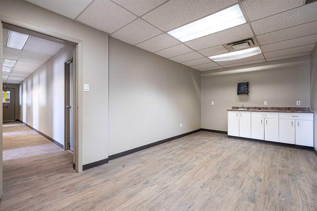 4604 62 Avenue, Lloydminster, AB