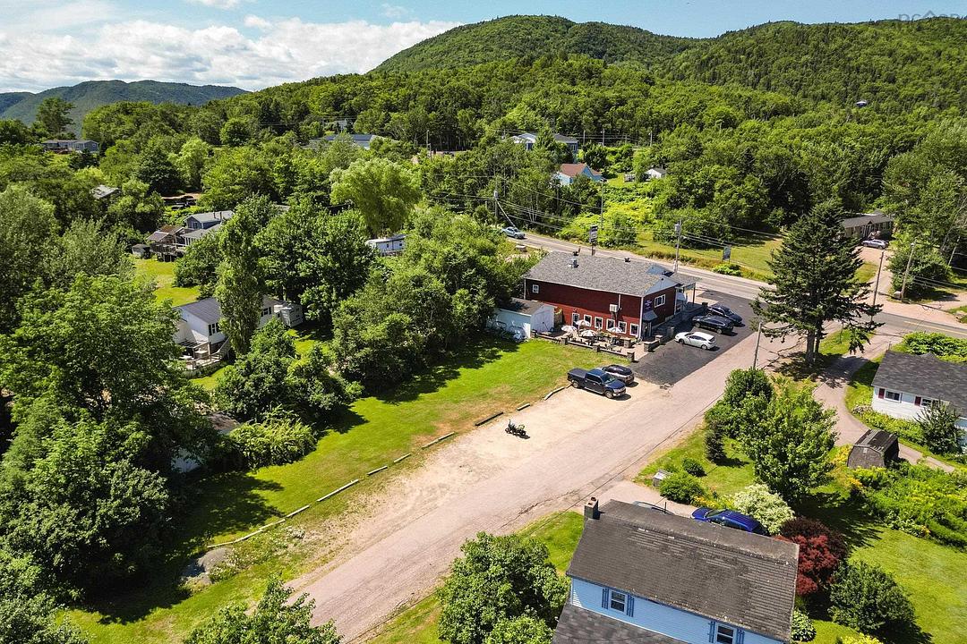 37867 Cabot Trail, Ingonish Beach, NS