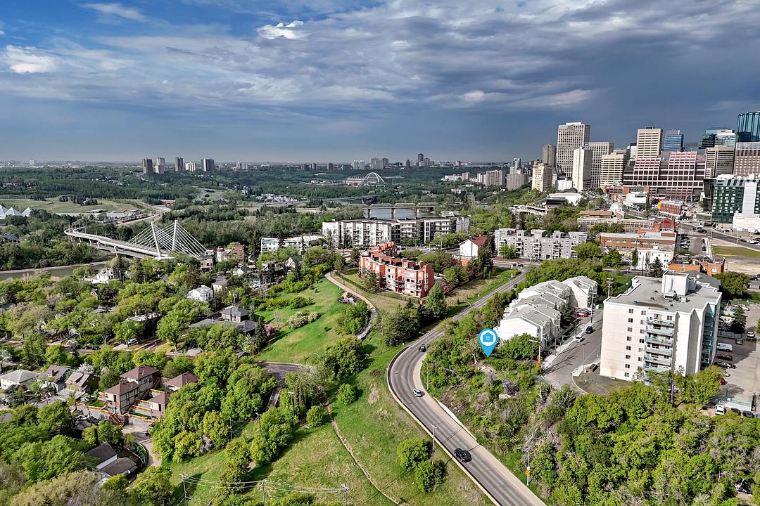 9321 101A Avenue, Edmonton, AB