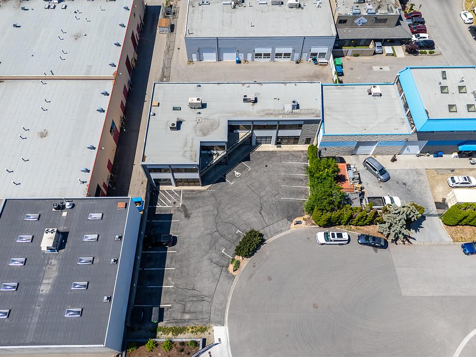 200 - 1974 Moss Court, Kelowna, BC