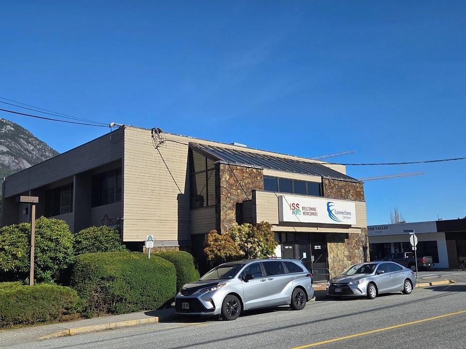 101 - 38085 2 Avenue, Squamish, BC