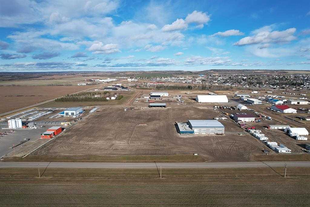 100 3 Street West, Beaverlodge, AB