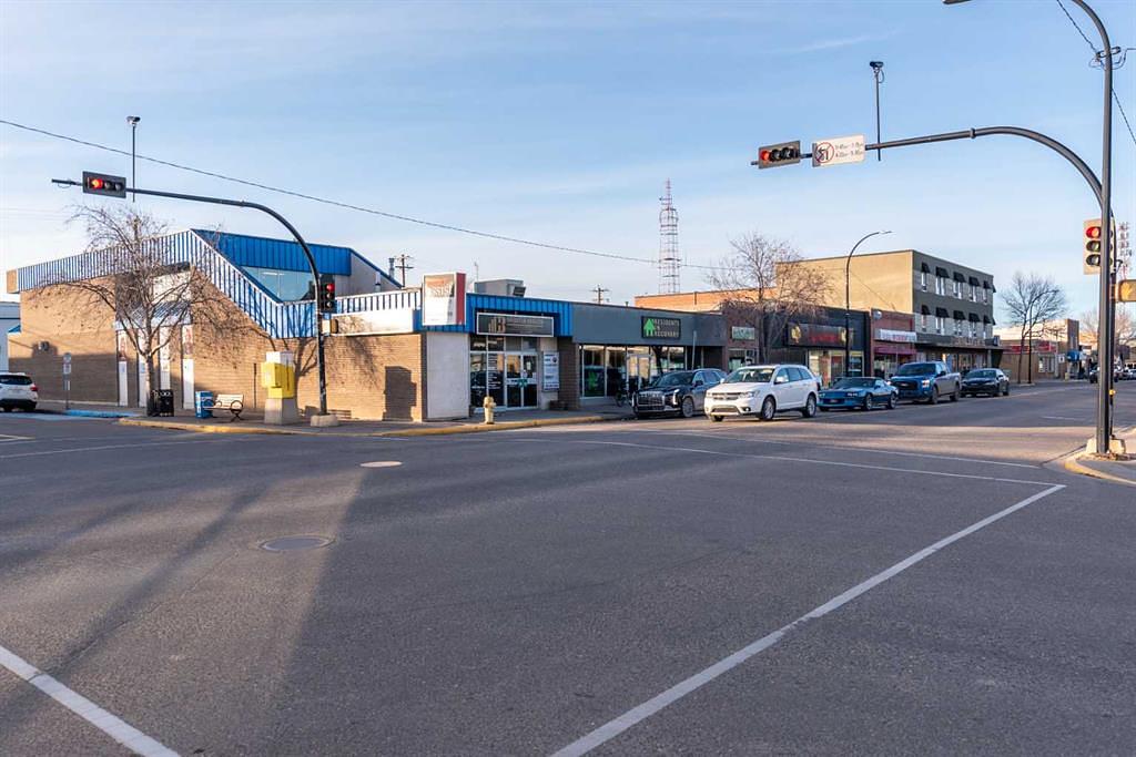 101 - 4802 50 Avenue, Lloydminster, SK