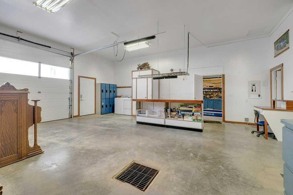 5025 46 Avenue, Rimbey, AB