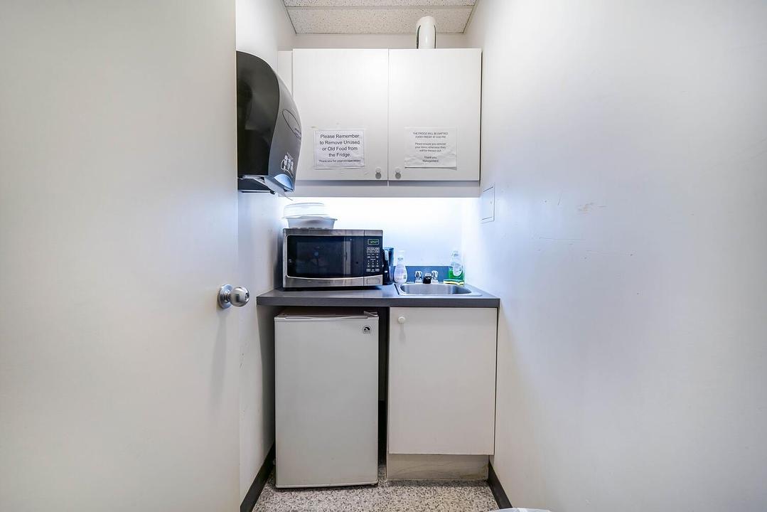 707 - 938 Howe Street, Vancouver, BC