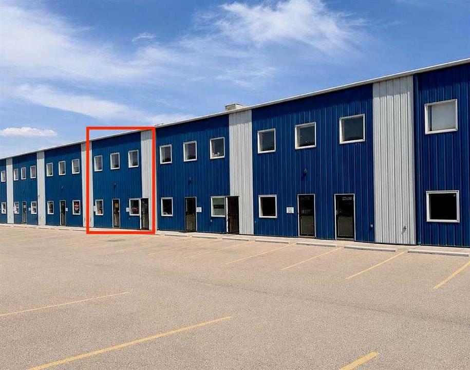 2128 - 8800 Venture Avenue Southeast, Calgary, AB