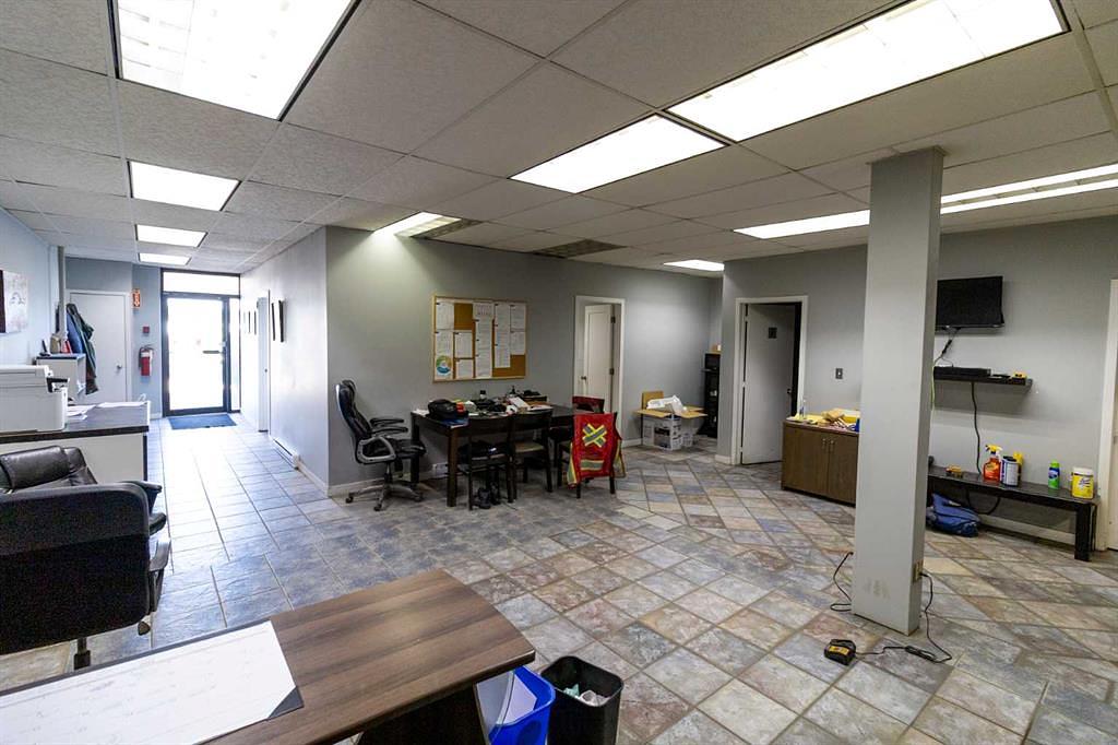 Unit 7 - 4041 74 Avenue Southeast, Calgary, AB