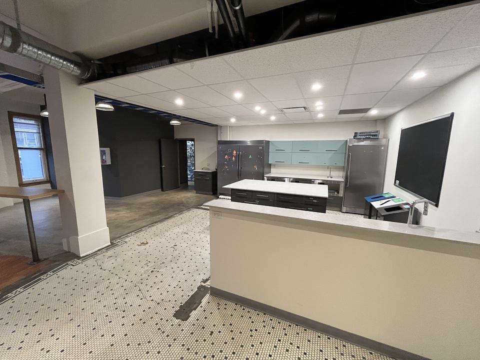 100 - 425 Carrall St, Vancouver, BC