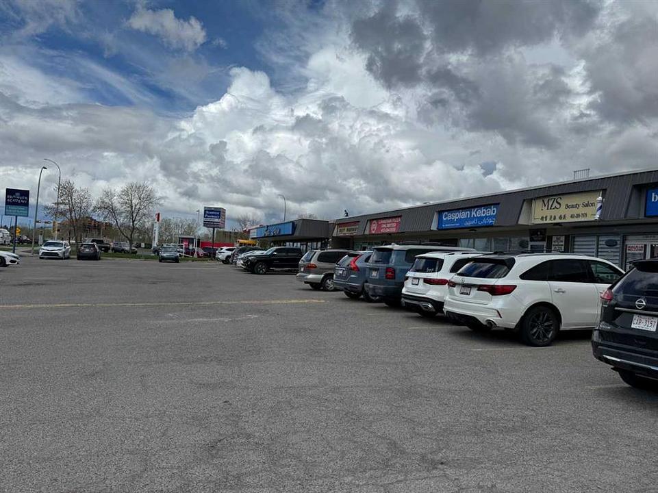 33 - 3616 52 Avenue Northwest, Calgary, AB