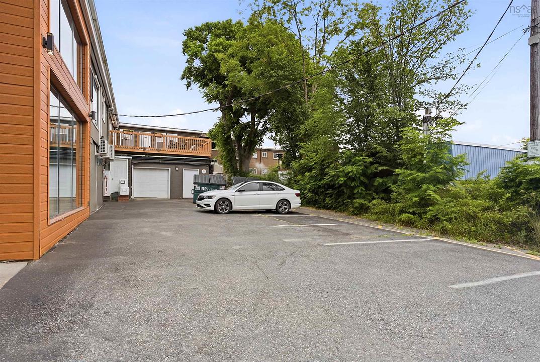 1 Flamingo Drive, Halifax, NS