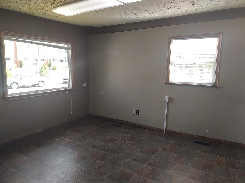 5216 48 Avenue, Red Deer, AB