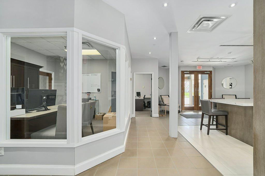 1 - 1333 Thornton Road South, Oshawa, ON