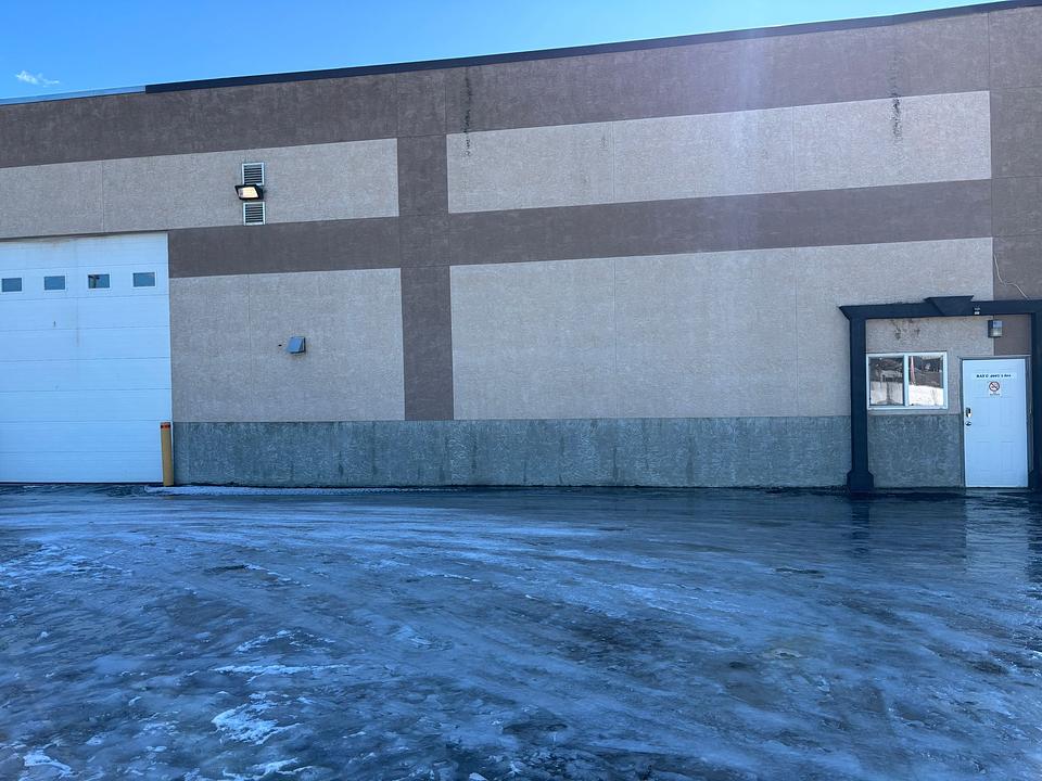 B - 4907 1 Avenue, Edson, AB