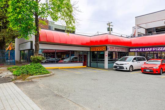 1402 West Broadway, Vancouver, BC
