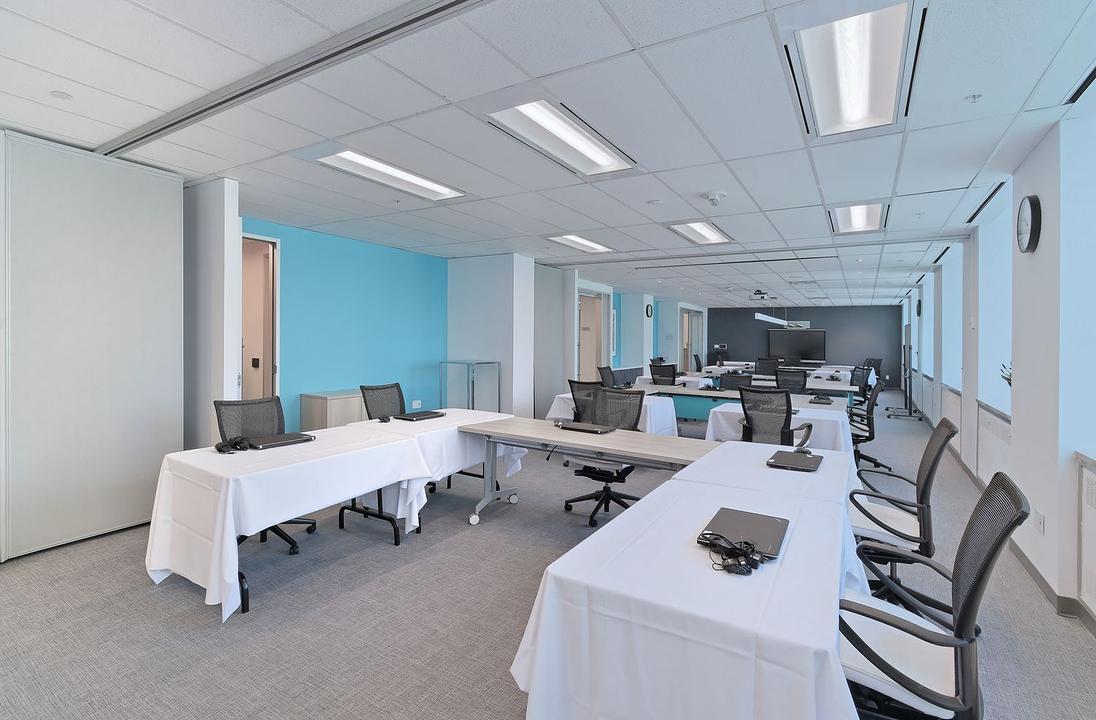 Suite 401 - 375 University Avenue, Toronto, ON
