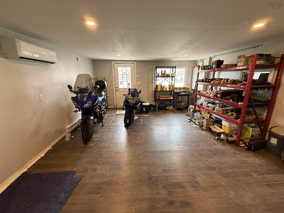 1323 Highway 2, Lantz, NS