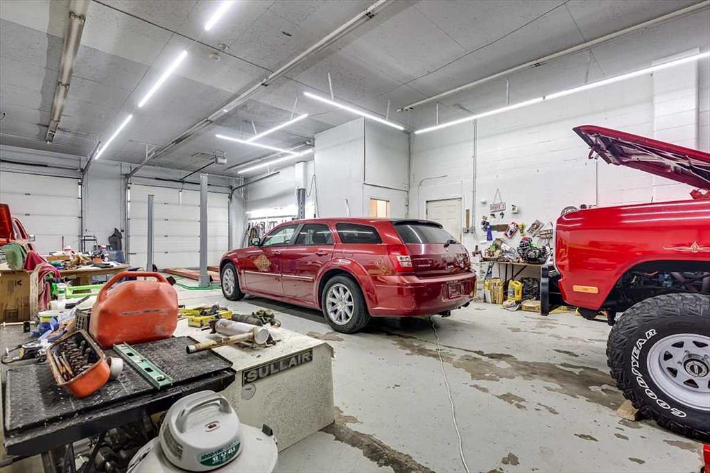 4831 Main Street, Alix, AB