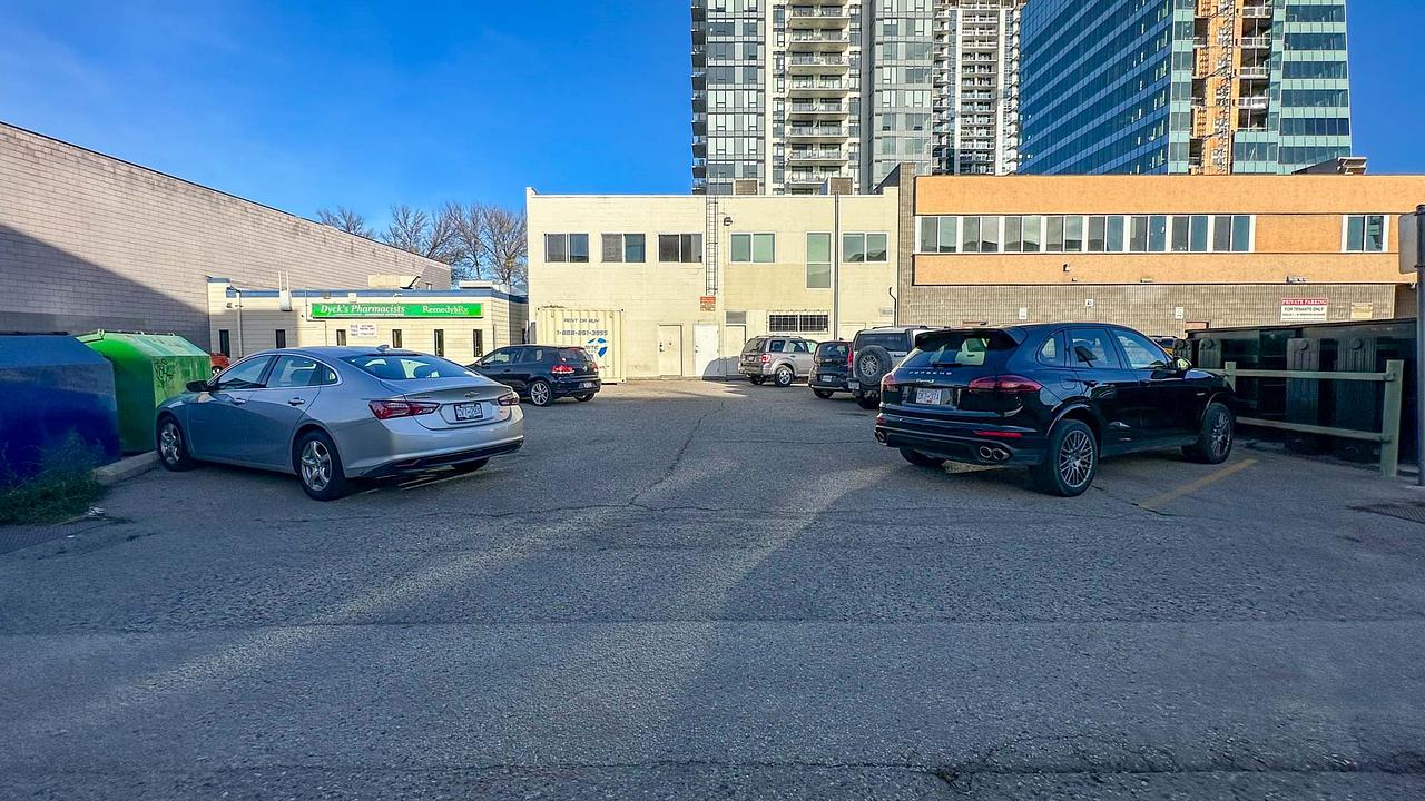 202 - 1462 Saint Paul Street, Kelowna, BC