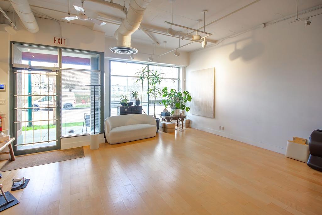 1672 West 6th Avenue, Vancouver, BC