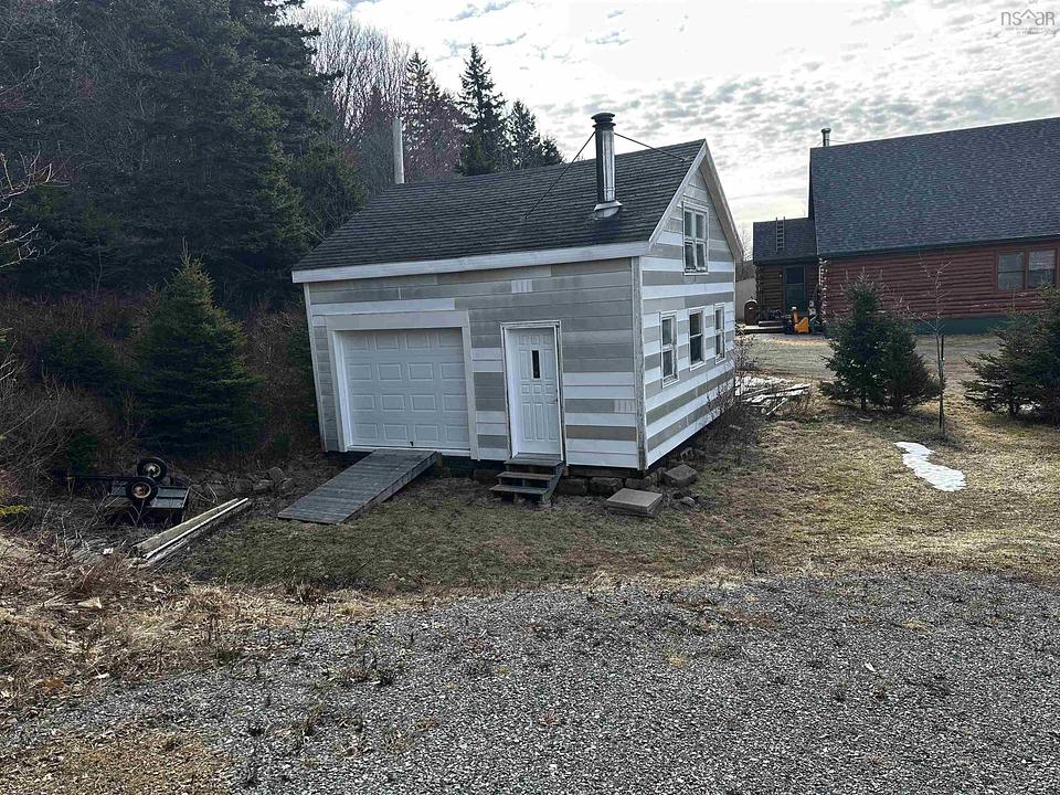 109 High Road, Port Hood, NS