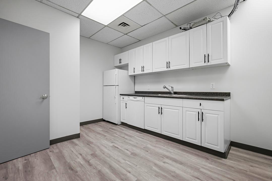 220 - 3016 19 Street Northeast, Calgary, AB