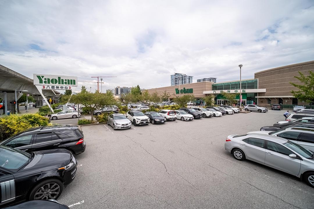 2415 - 3700 No. 3 Road, Richmond, BC