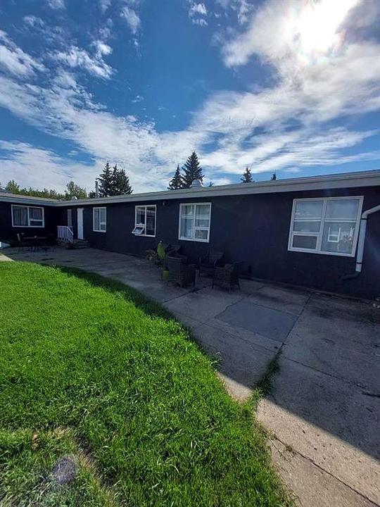 5430 Fairview Avenue, Bashaw, AB
