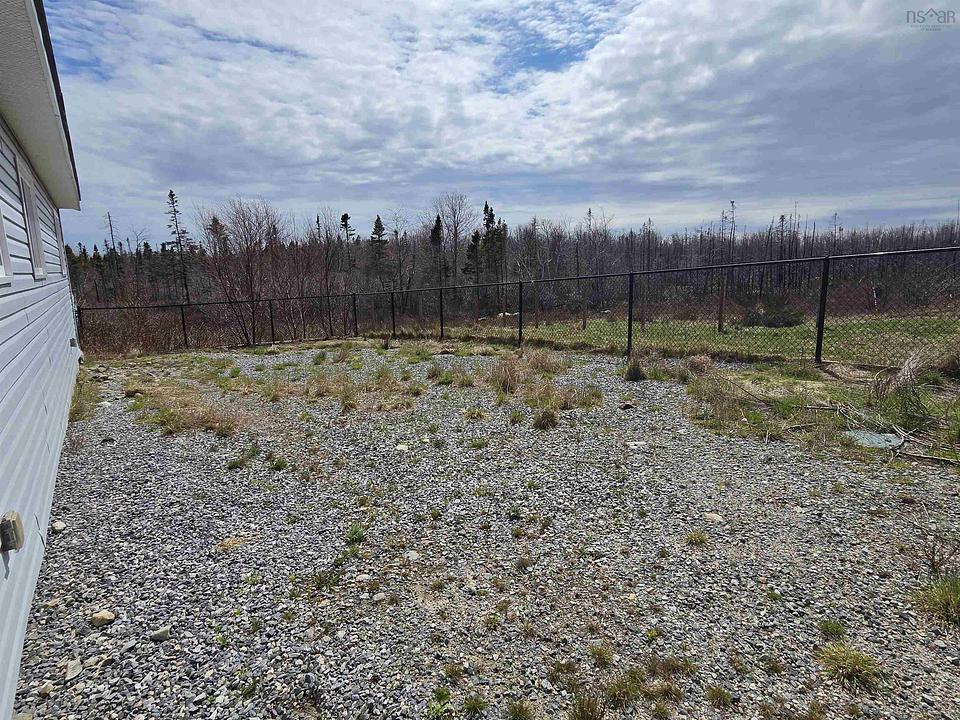 128 Beach Road, Shelburne, NS