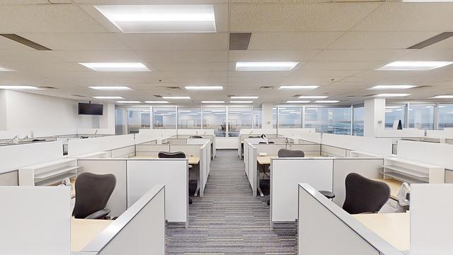 100 Milverton Drive, Mississauga, ON