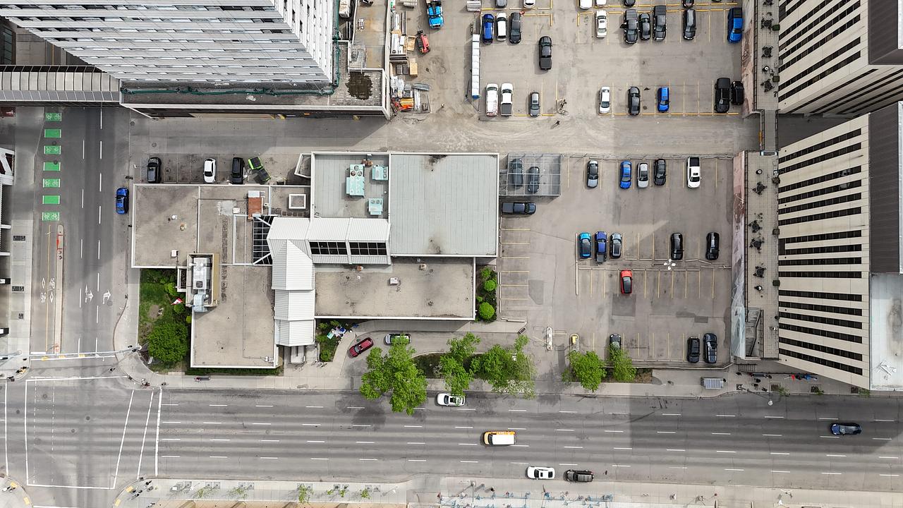 805 5 Avenue Southwest, Calgary, AB