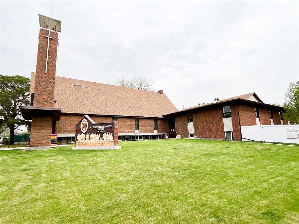 101 6 Street Southeast, Medicine Hat, AB
