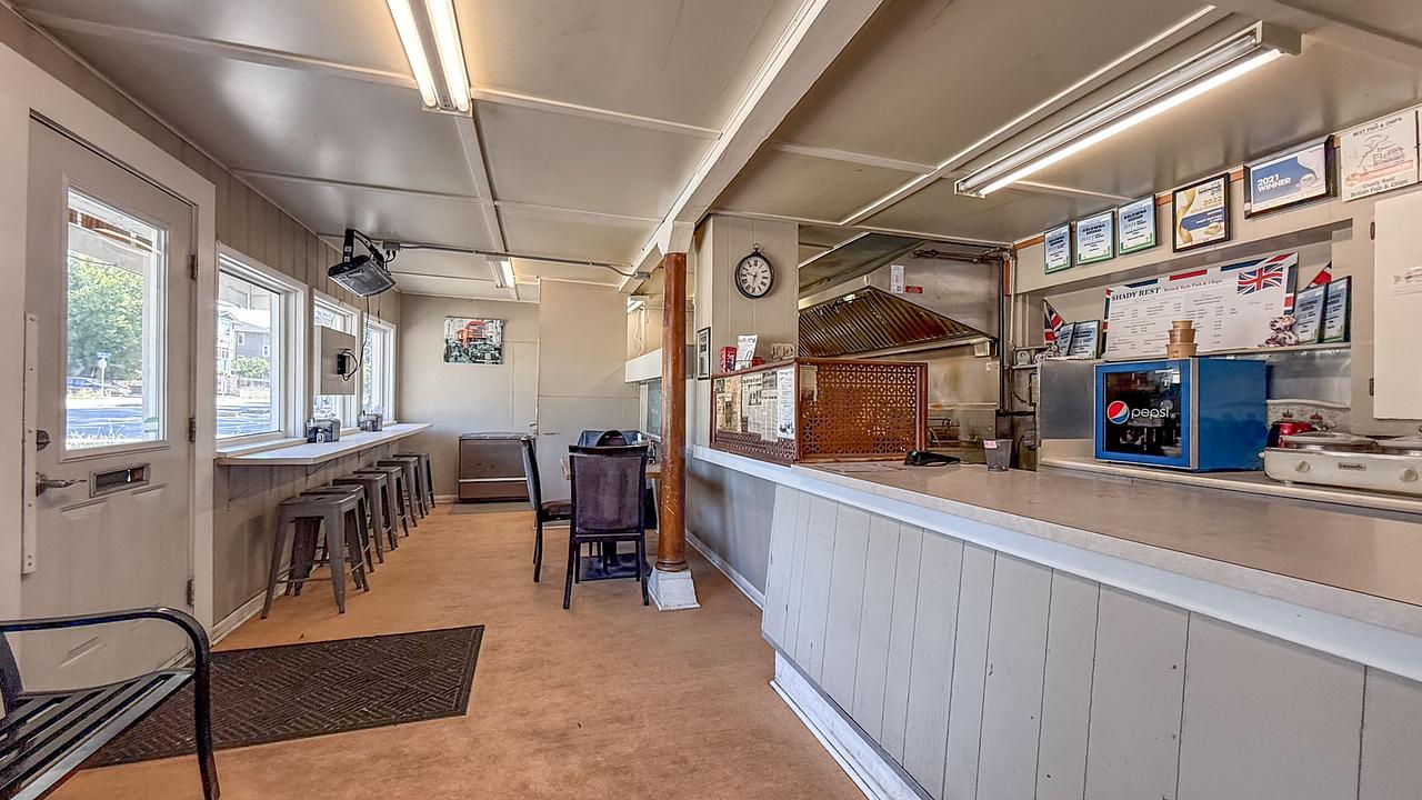 1359 Sutherland Ave, Kelowna, BC