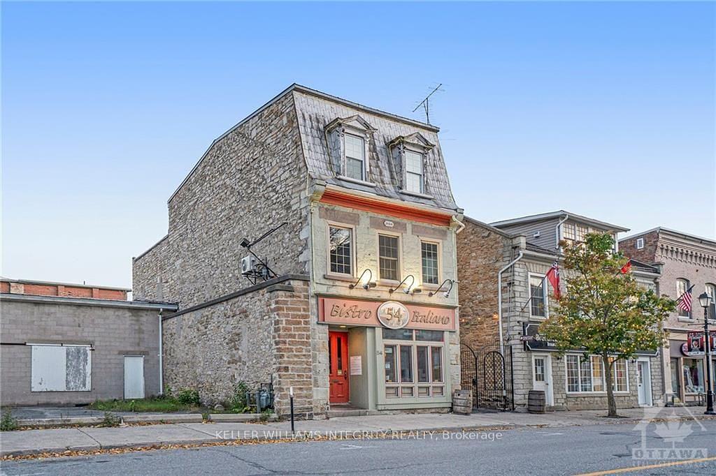 54 Foster Street, Perth, ON