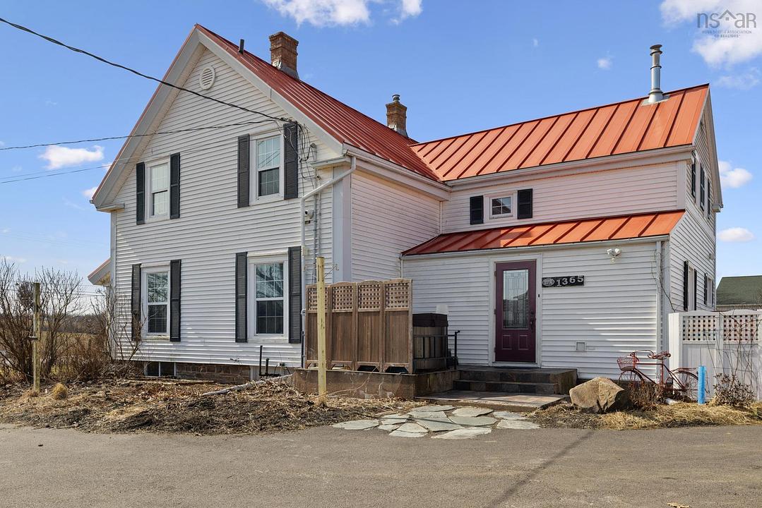 1365 Church Street, Port Williams, NS