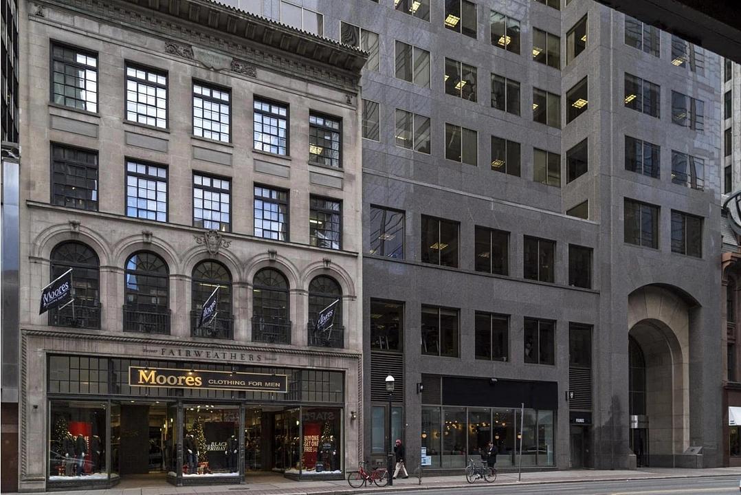 1800 - 100 Yonge Street, Toronto, ON