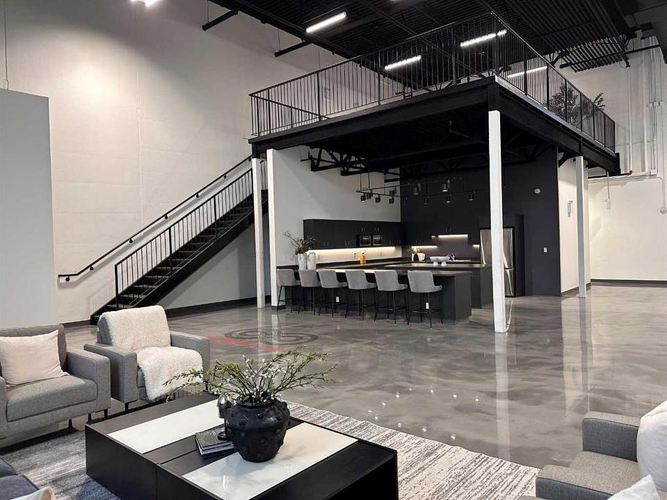 143 - 4412 9 Street Southeast, Calgary, AB