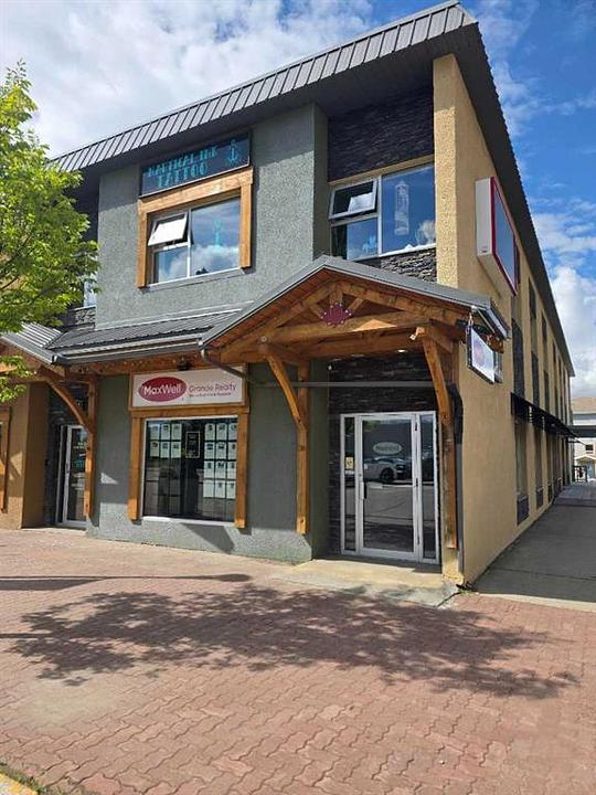 1800 Pine Plaza Road, Grande Cache, AB