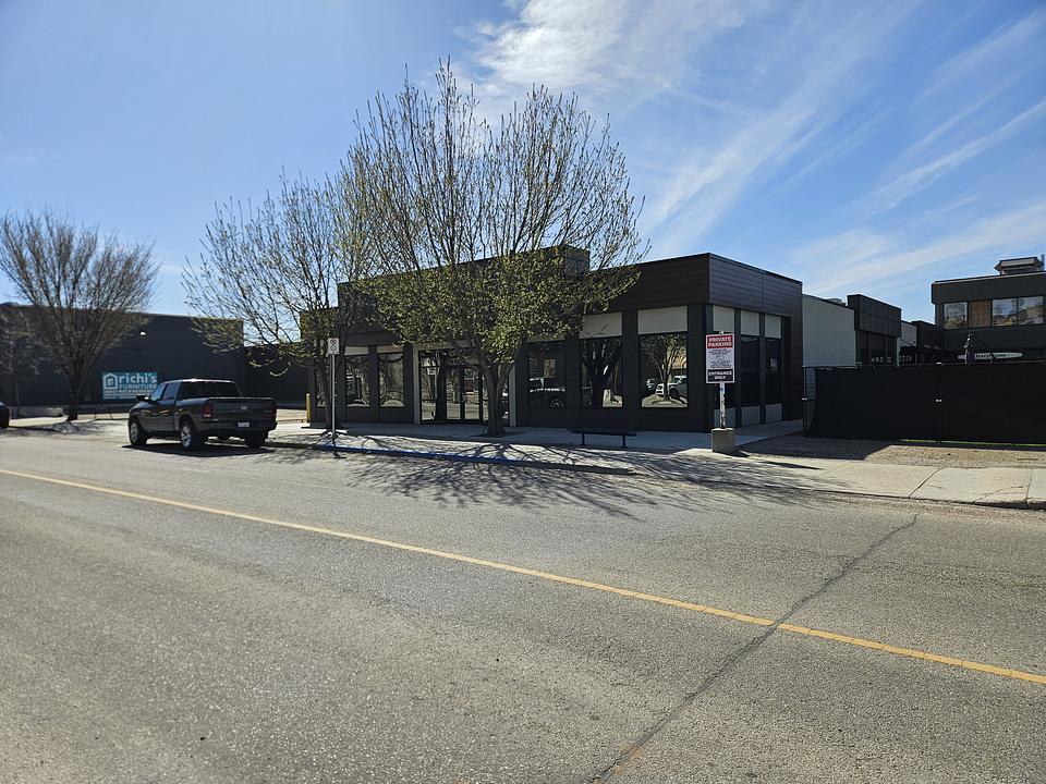 4711 51 Avenue, Red Deer, AB