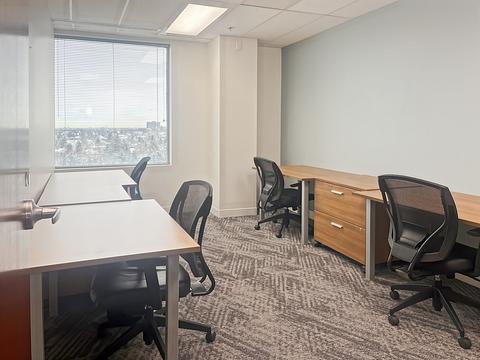 1816 Crowchild Trail Northwest, Calgary, AB
