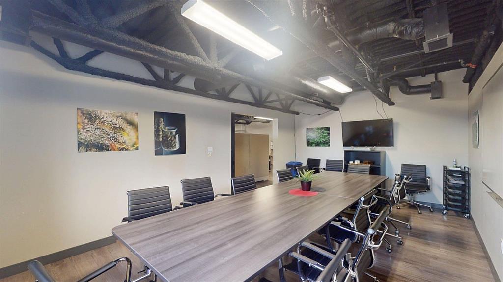 5430 30 Street Southeast, Calgary, AB