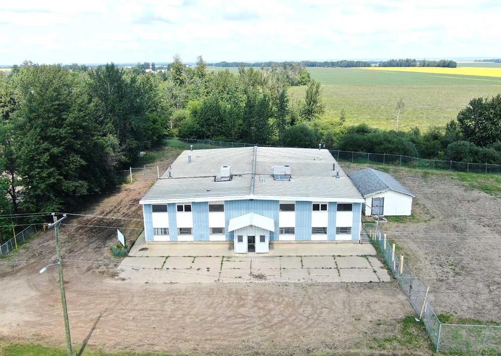 4120 - 53 Avenue, High Prairie, AB