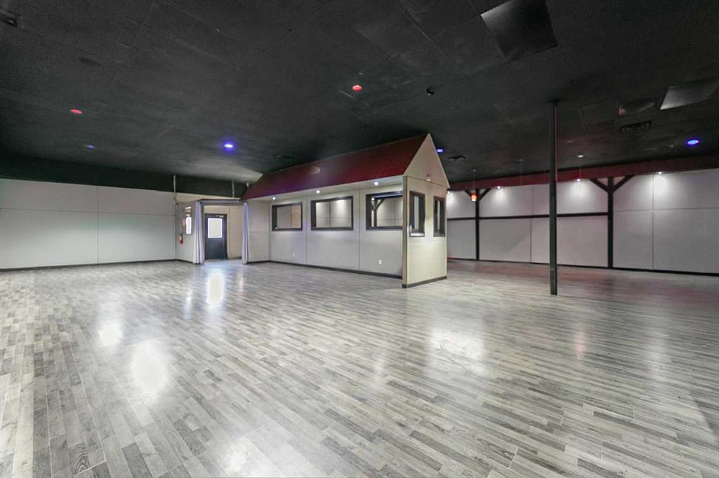 5017 51 Street, Camrose, AB