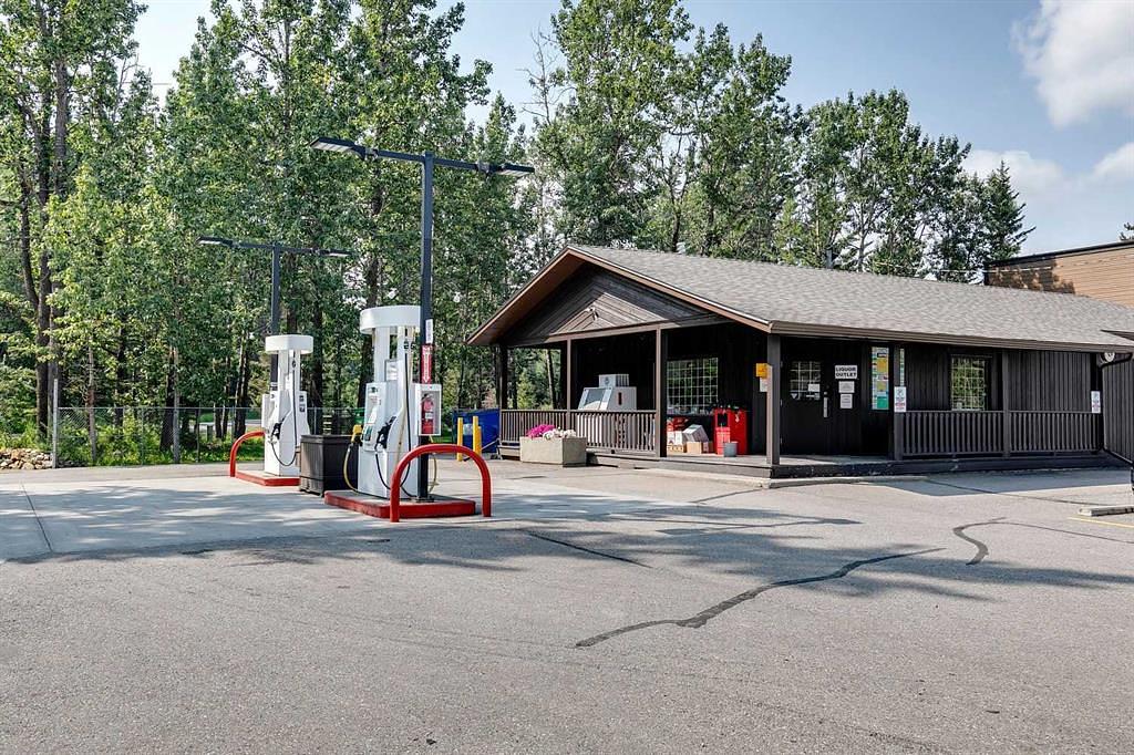 186007 Priddis Valley Road West, Priddis, AB