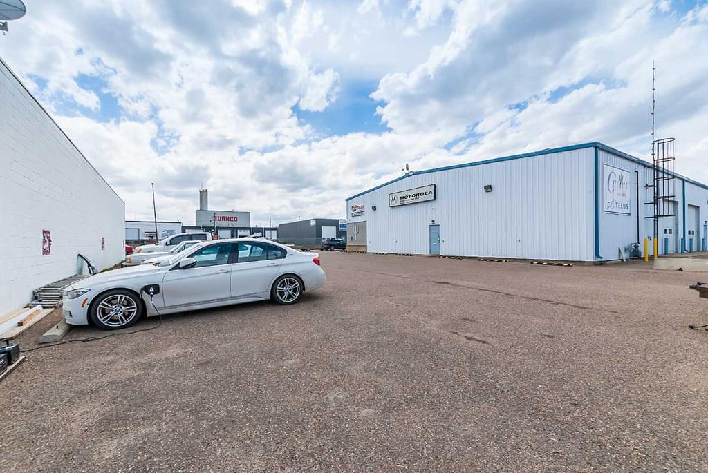 662 16 Street Southwest, Medicine Hat, AB