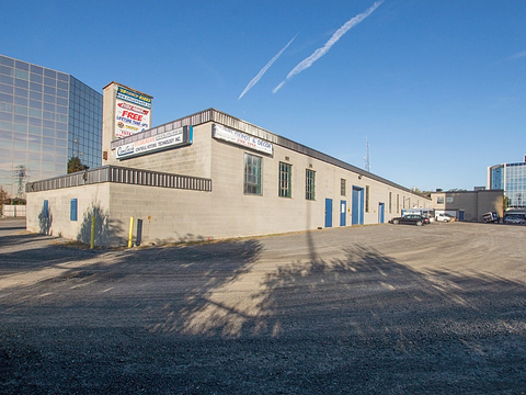1574 Carling Avenue, Ottawa, ON