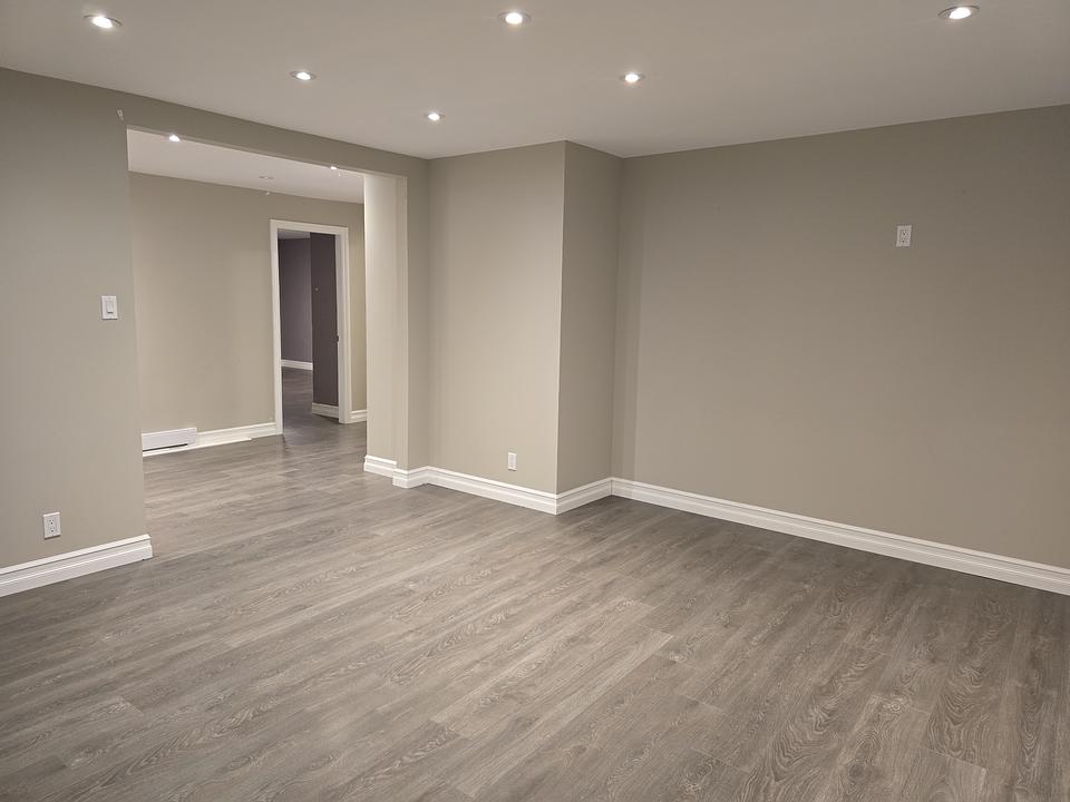 22504 Lougheed Highway, Maple Ridge, BC