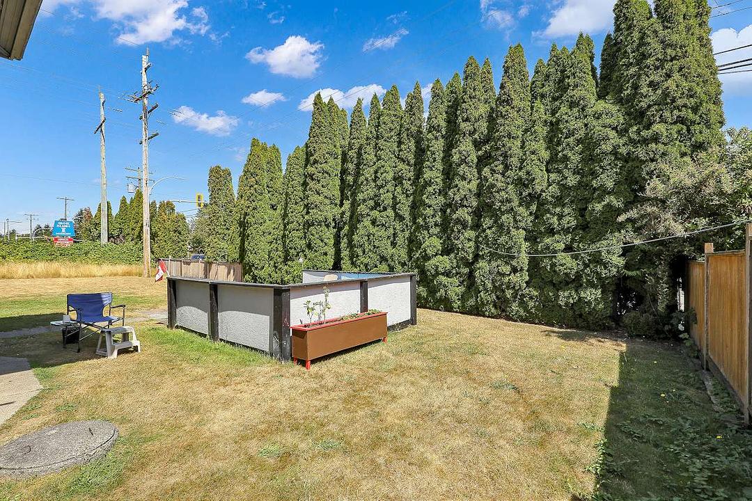 9509 152 Street, Surrey, BC