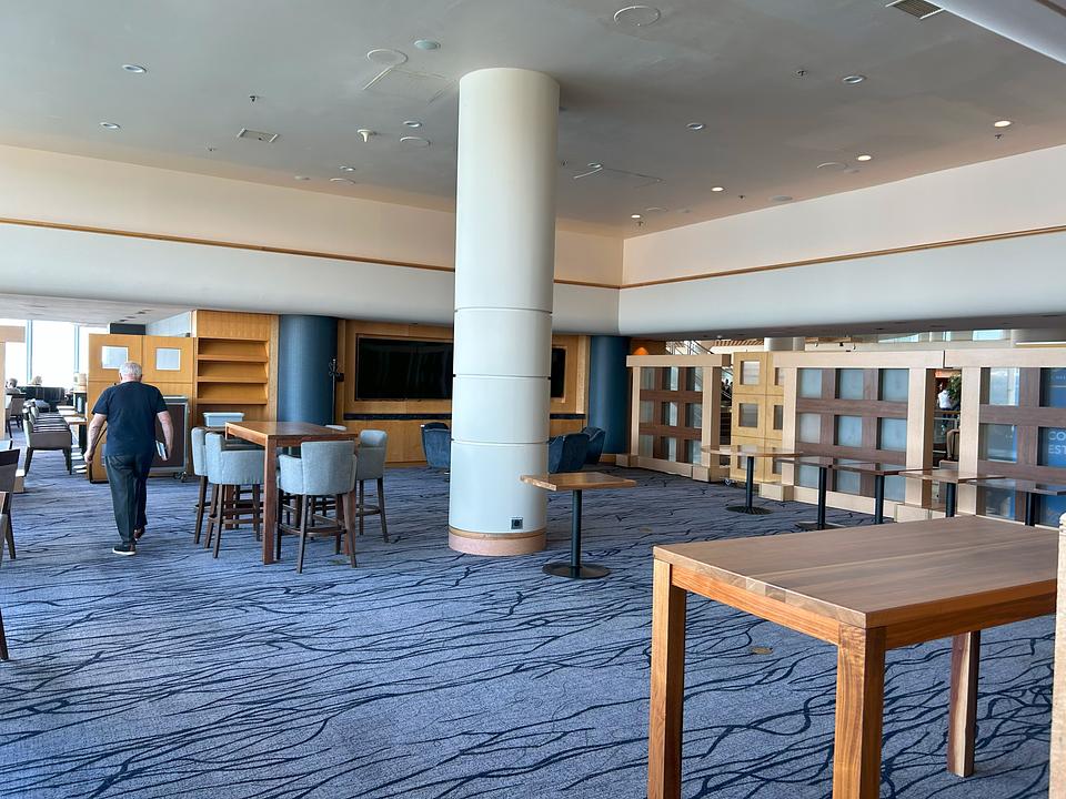 300 Restaurant - 999 Canada Place, Vancouver, BC
