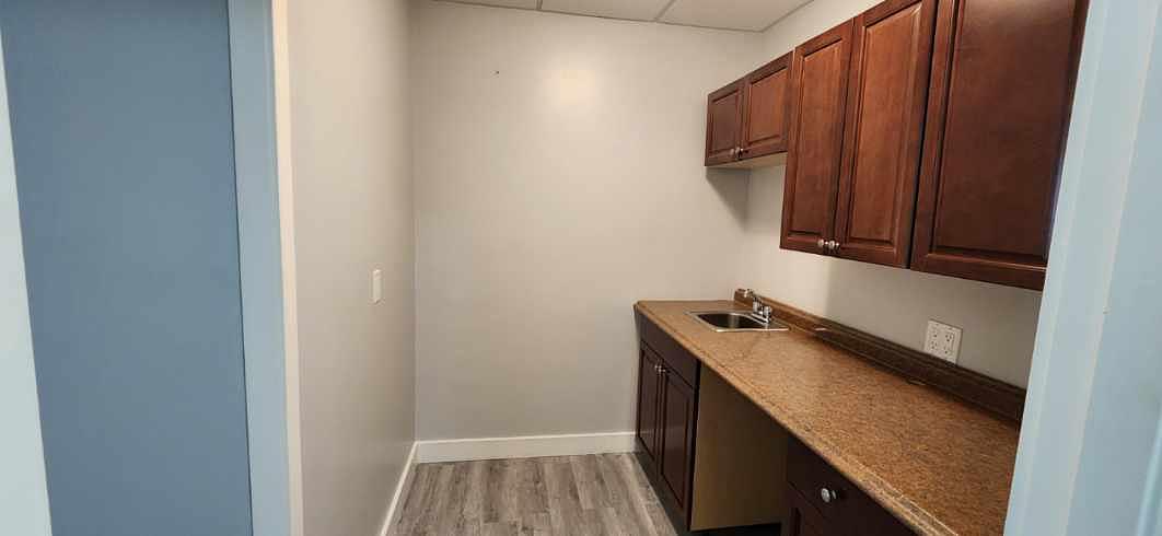 12406 112 Avenue Northwest, Edmonton, AB